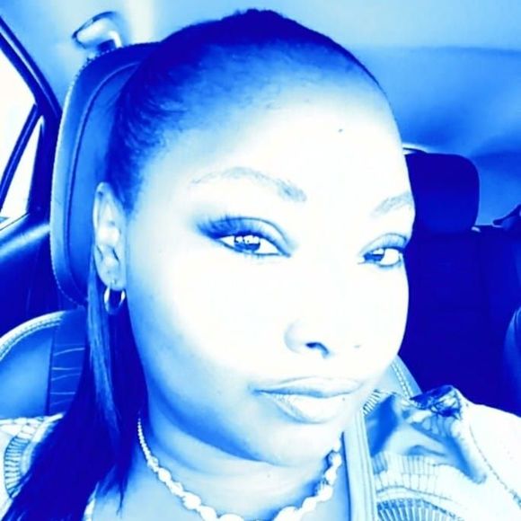 Meet your Posher, K'michelle - Picture 1 of 1